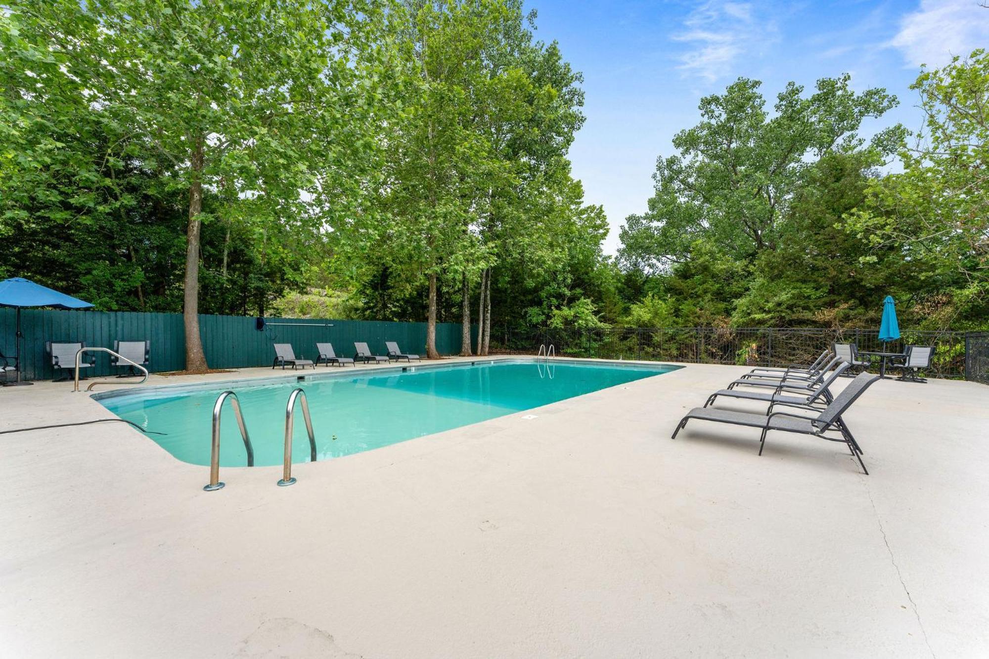 New Ozark Oasis Luxe Cabin Retreat With Hot Tub Hollister Buitenkant foto